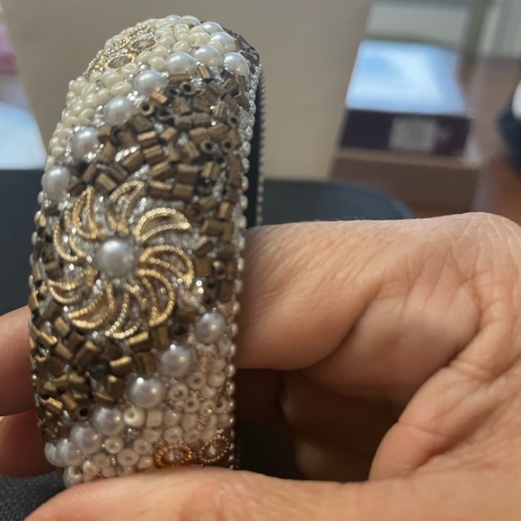 Large Bangle - Picture 4 of 4